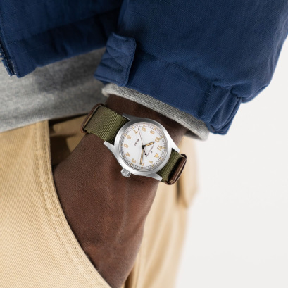 ハミルトン カーキ フィールド Quartz 38mm