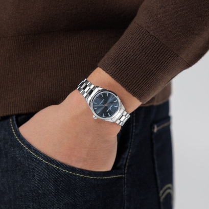 ジャズマスター クォーツ