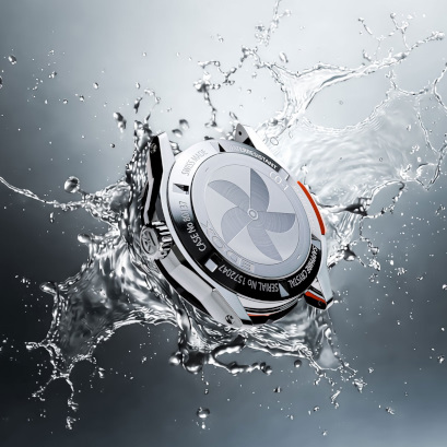 クロノオフショア1 ベゼルロック デイト オートマティック