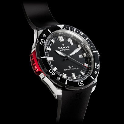 クロノオフショア1 ベゼルロック デイト オートマティック