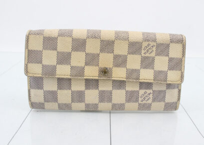 LOUIS VUITTON (ポルトフォイユ・ヴェエノワ)