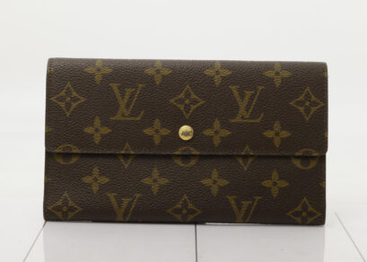 LOUIS VUITTON (モノグラム 長財布)